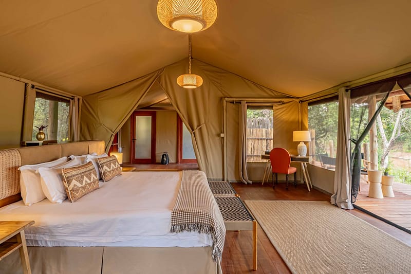 4 Days Fly-in Safari to Mara North-Royal Mara Safari Lodge
